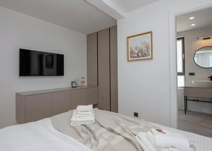 בית נופש Stunning In With Sauna *