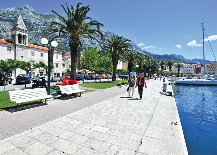 Feriehus Stunning In With Sauna Makarska